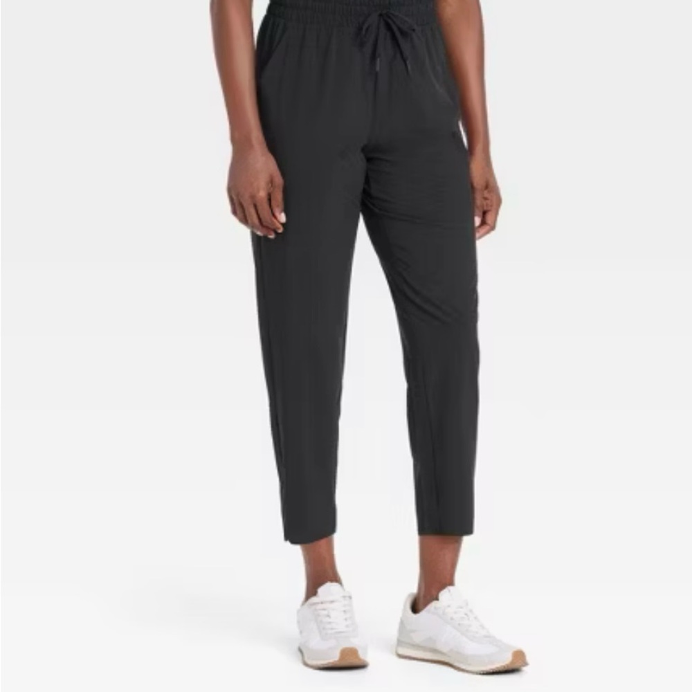 All in Motion - Women’s Active Light High Rise Taper Pants